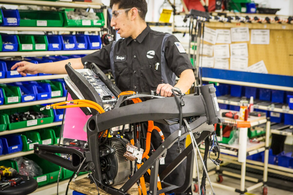 Zero assembly line (Photo: Andrew Wheeler/AutoMotoPhoto)