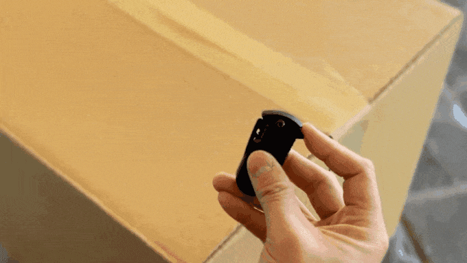 Taking care of package tape in seconds