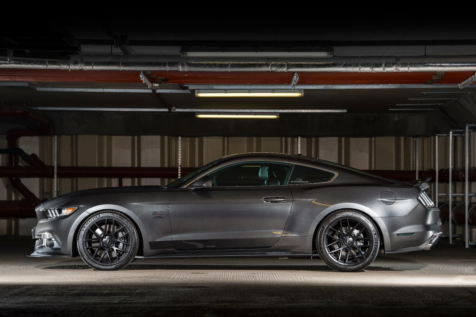 Steeda retained much of the factory styling for the Q500 with only the addition of aftermarket wheels, a front splitter, the Q500 name stamped on the side skirts and a ducktail spoiler