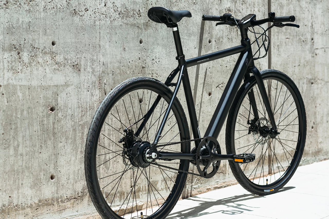 The 6061 eBike Commuter can hit assisted speeds up to 20 mph (32 km/h)
