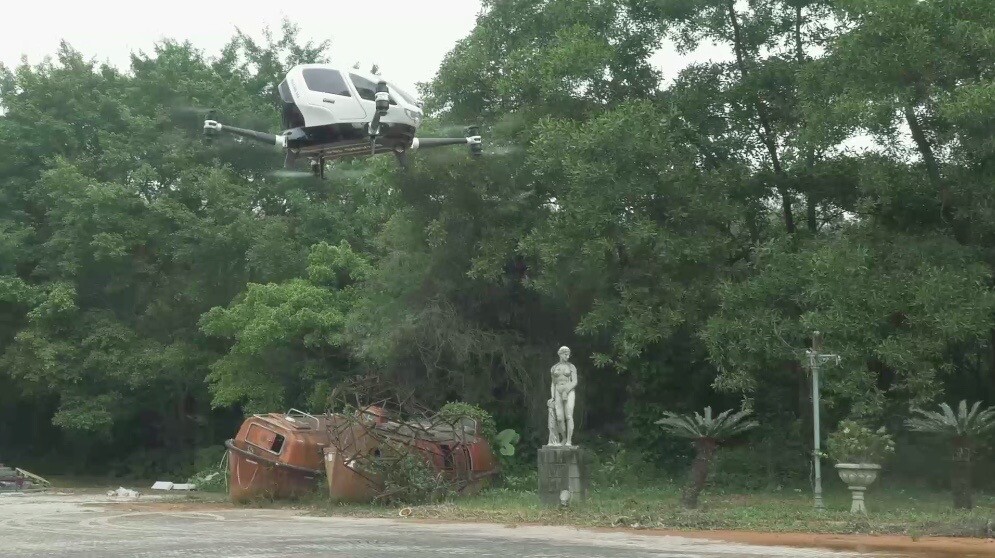 The Ehang 184 AAV's automated flight systems will manage tasks such as communication with air traffic control and other aircraft, obstacle avoidance, and of course navigation