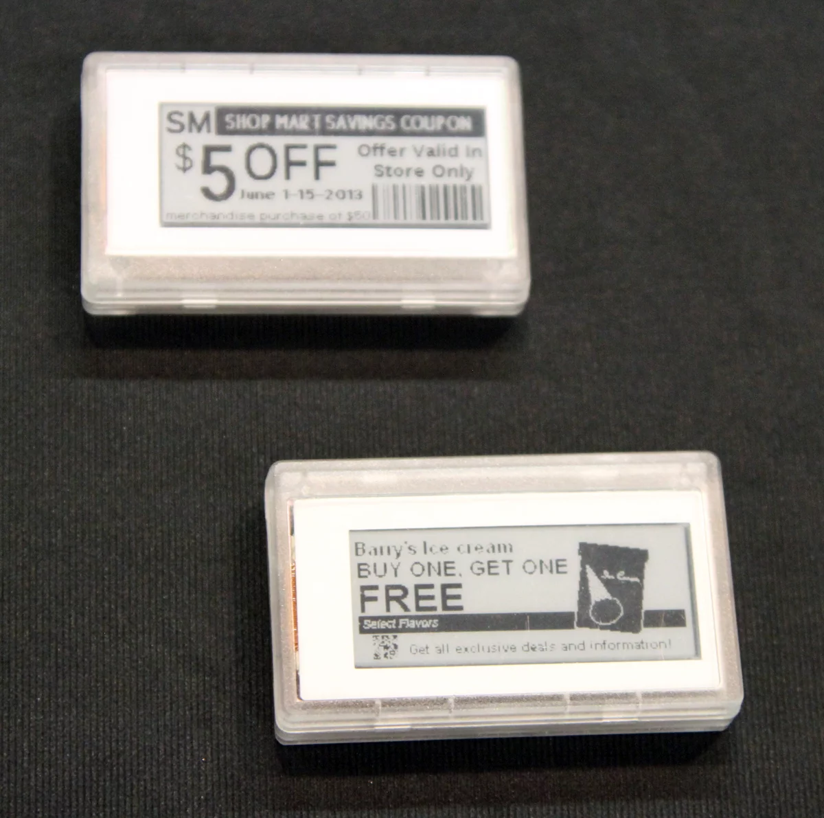 The 2-inch displays are being touted as a replacement for paper price tags in shops (Photo: Gizmag)