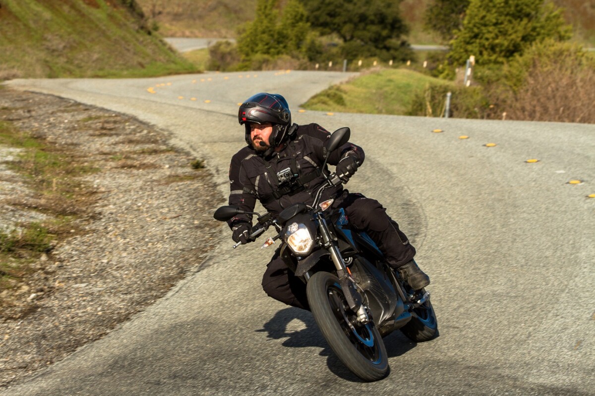 Zero Motorcycles 2016 DSR: single disc J-Juan brake package works well, but the Bosch Gen 9 ABS is a little overactive