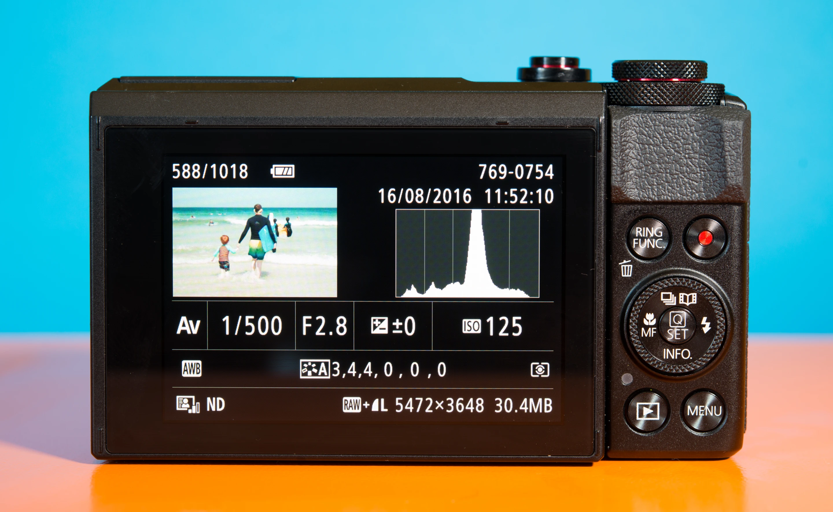 The high resolution monitor on the rear of the Canon Powershot G7X Mark II is good for reviewing images