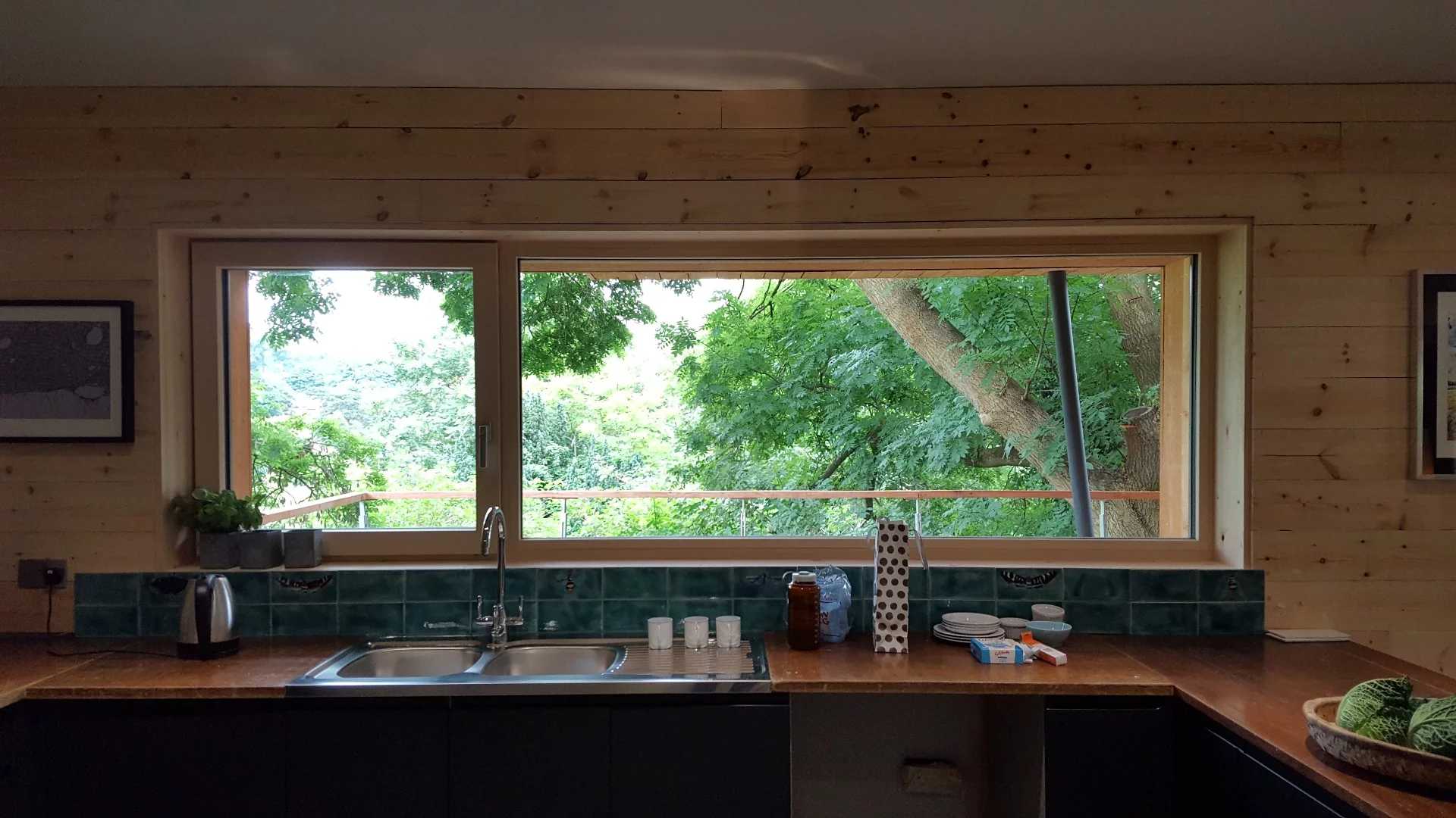 Dursley Treehouse kitchen