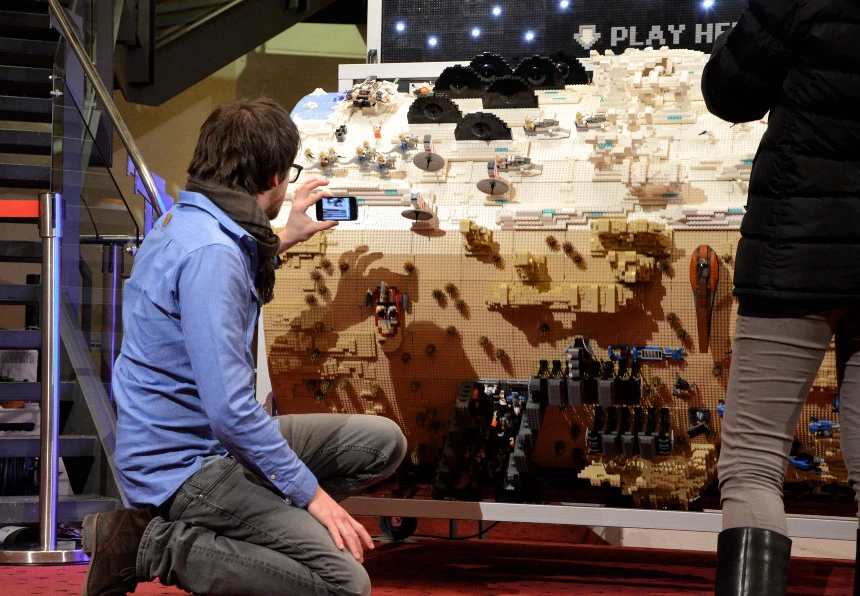 The Star Wars barrel organ was constructed to celebrate the 3D premiere of Star Wars – Episode 1