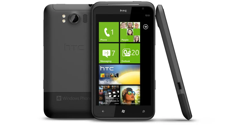 HTC TITAN comes with a slim 9.9 mm (0.39 inch) aluminum housing