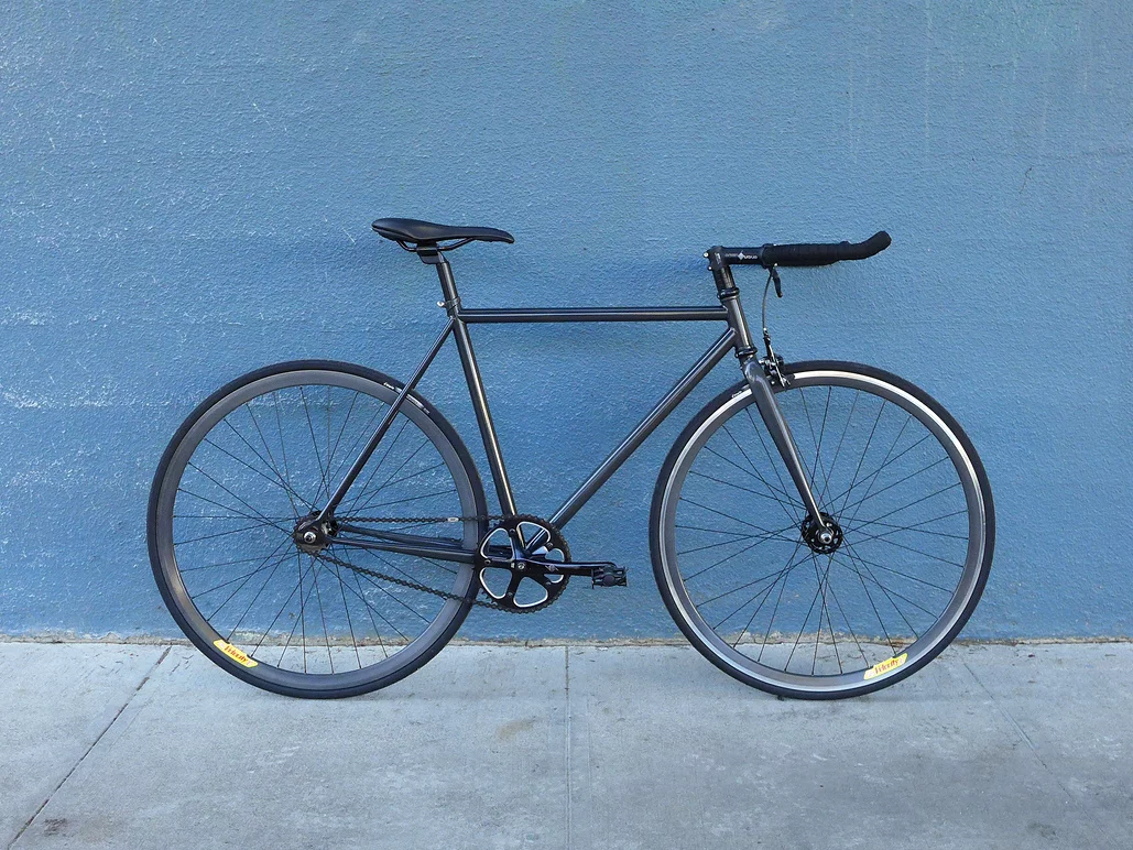 The single-speed Lumen 1 by day