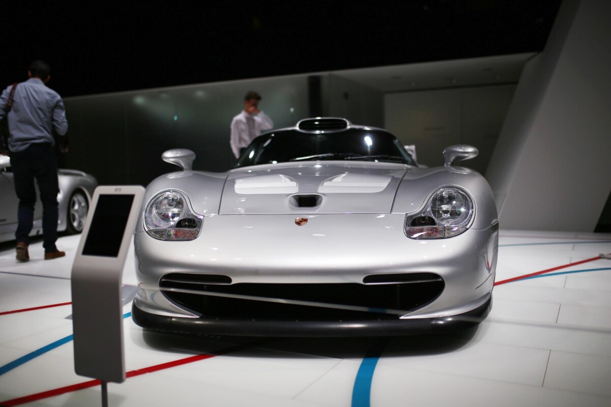 Porsche dives into its museum collection and brings along the 911 GT1