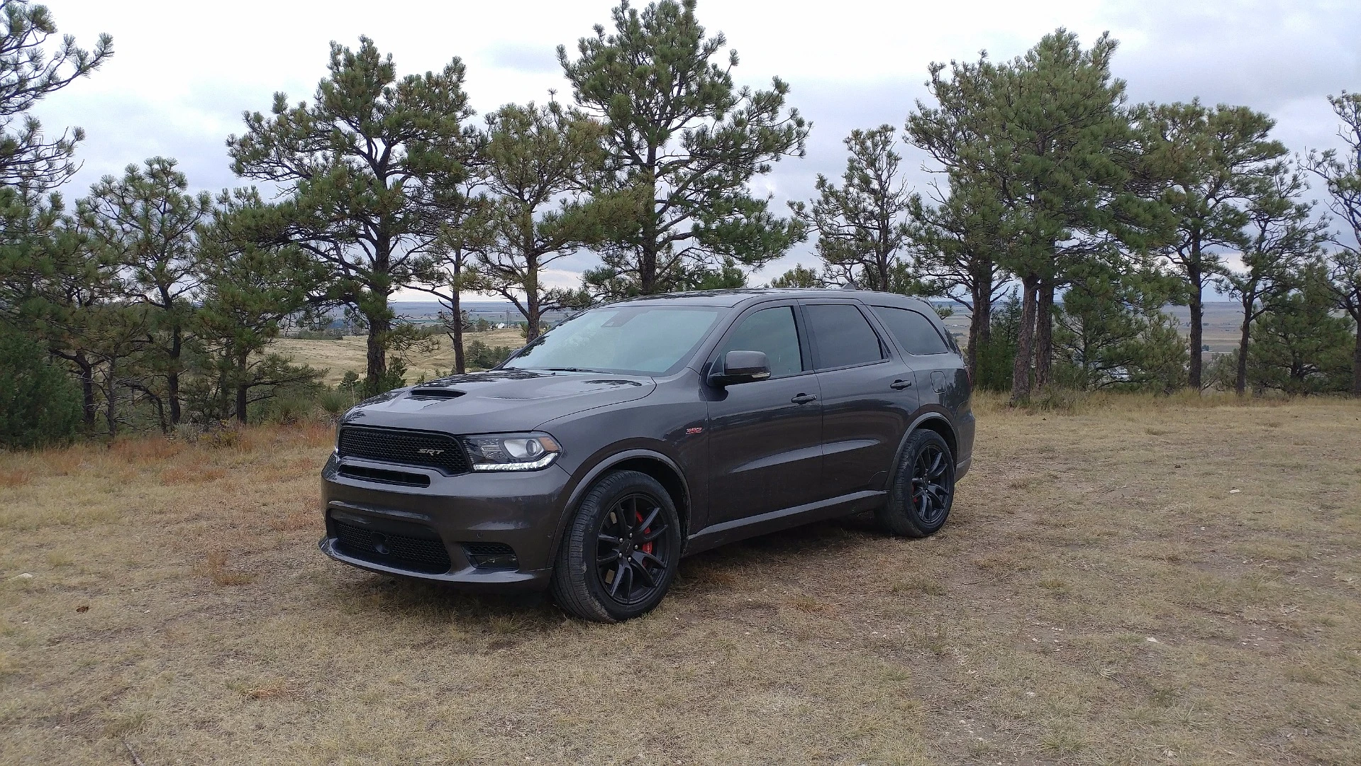 The SRT folks took the same 6.4-liter V8 they stuff into the SRT Challenger and Charger models and put it into the Durango