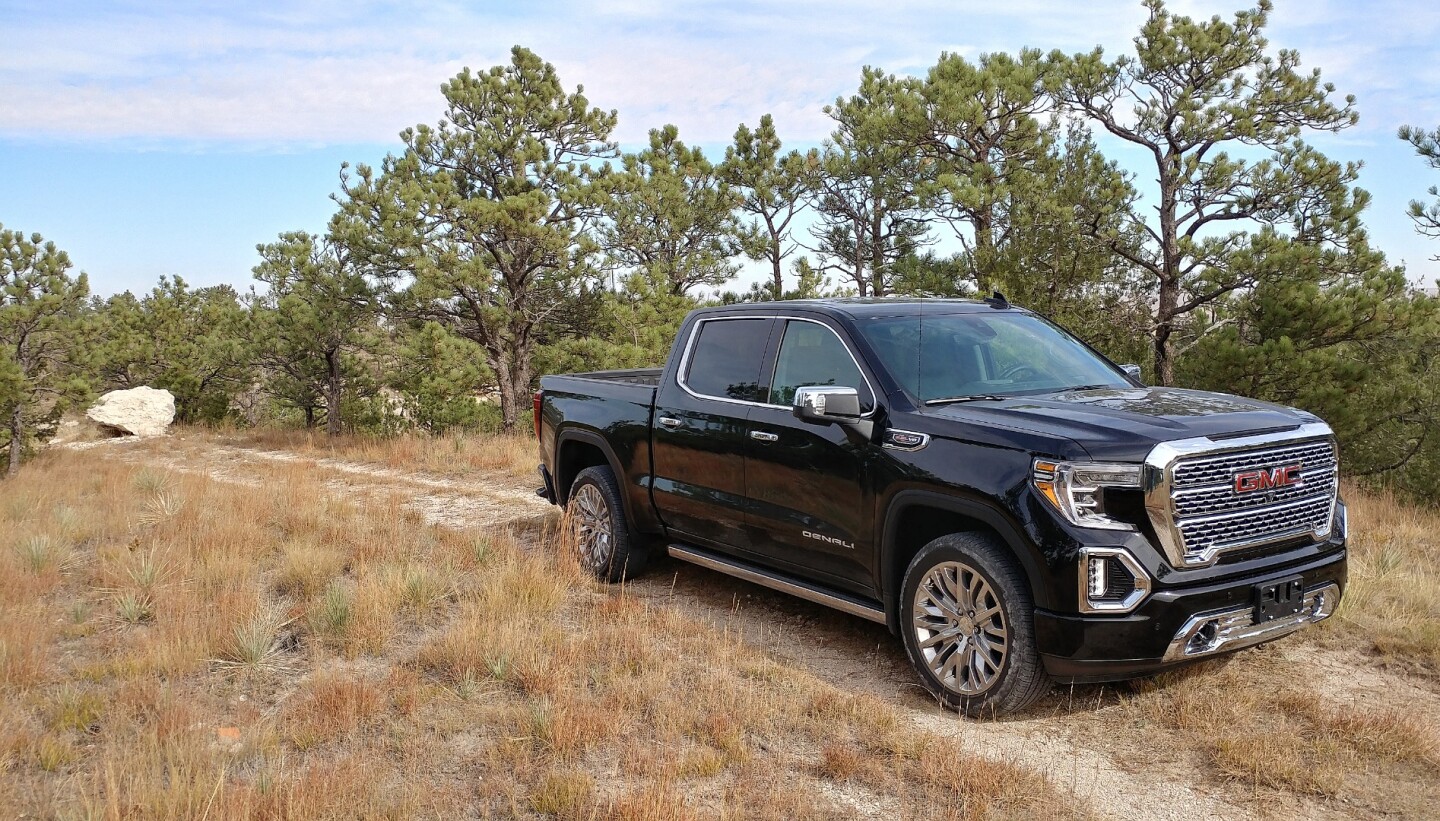 The 6.2L engine pairs to a well-done 10-speed automatic transmission (as will the diesel option)