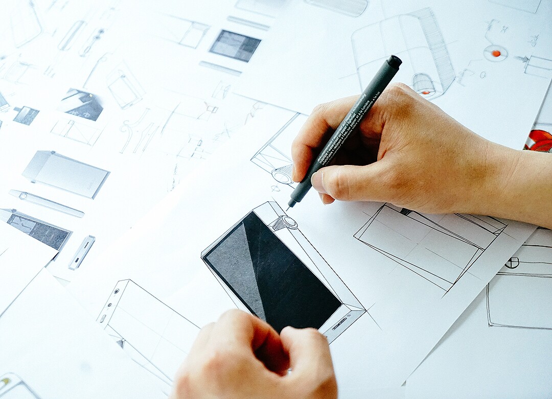 The SR25 retains the angular Astell&Kern design language