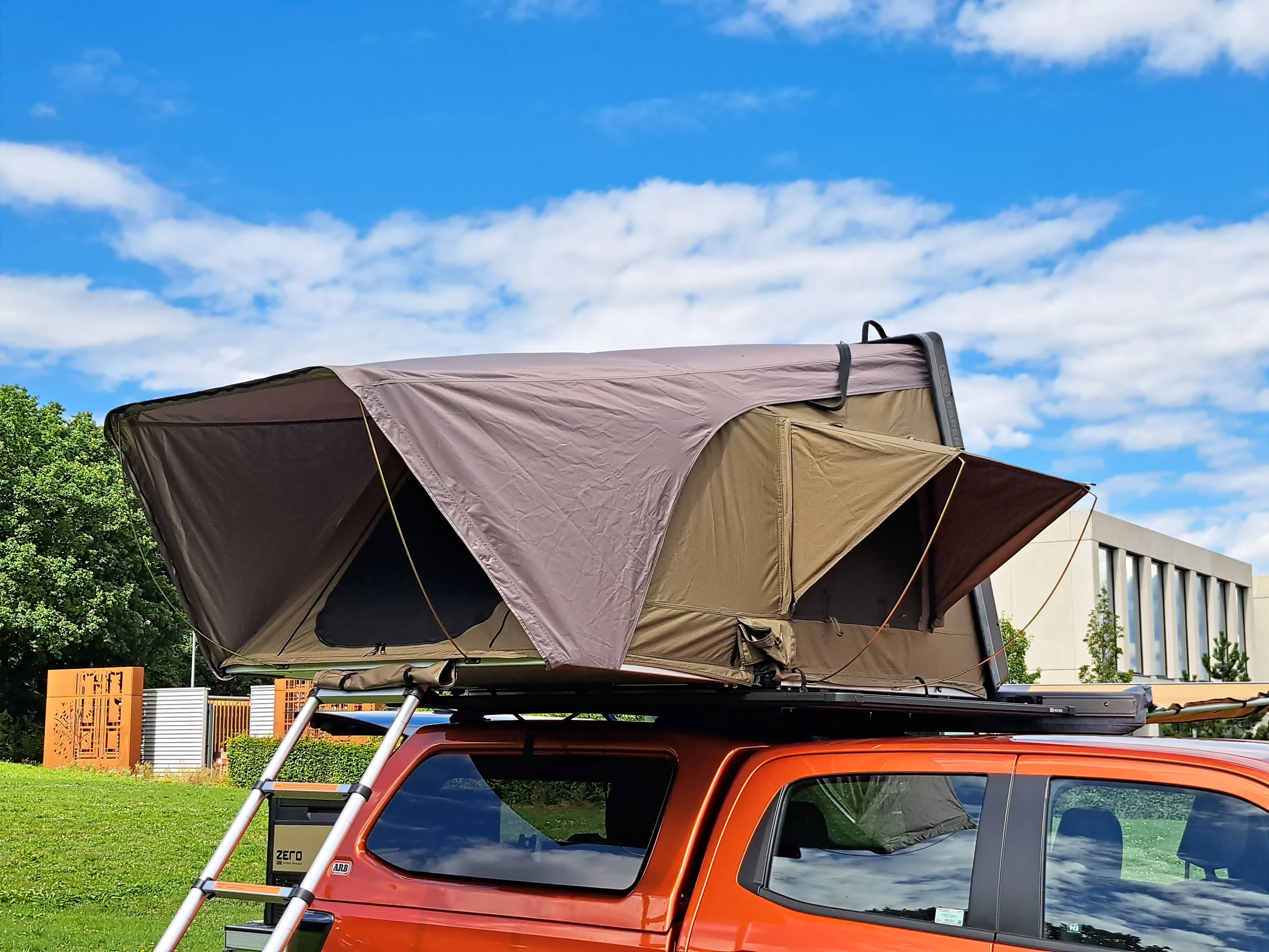 The ARB Esperance tent isn't quite as large as the iKamper Skycamp 3.0 featured on last year's AT35 Basecamp, but it does use a similar folding hardshell design