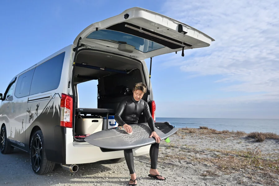 With the headliner surf rack, it's easy to carry boards to the water