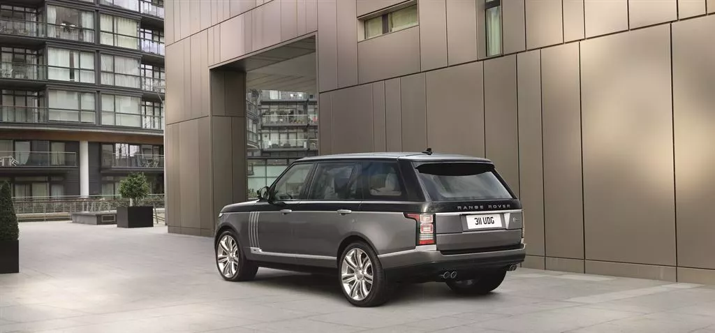 The Range Rover SVAutobiogaphy has a 550 bhp engine