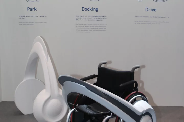 The WHILL on display at the Tokyo Motor Show (Photo: Gizmag)