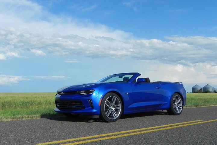 As an everyday driver with weekend fun runs ready to be had, the 2016 Chevrolet Camaro Convertible is a great choice