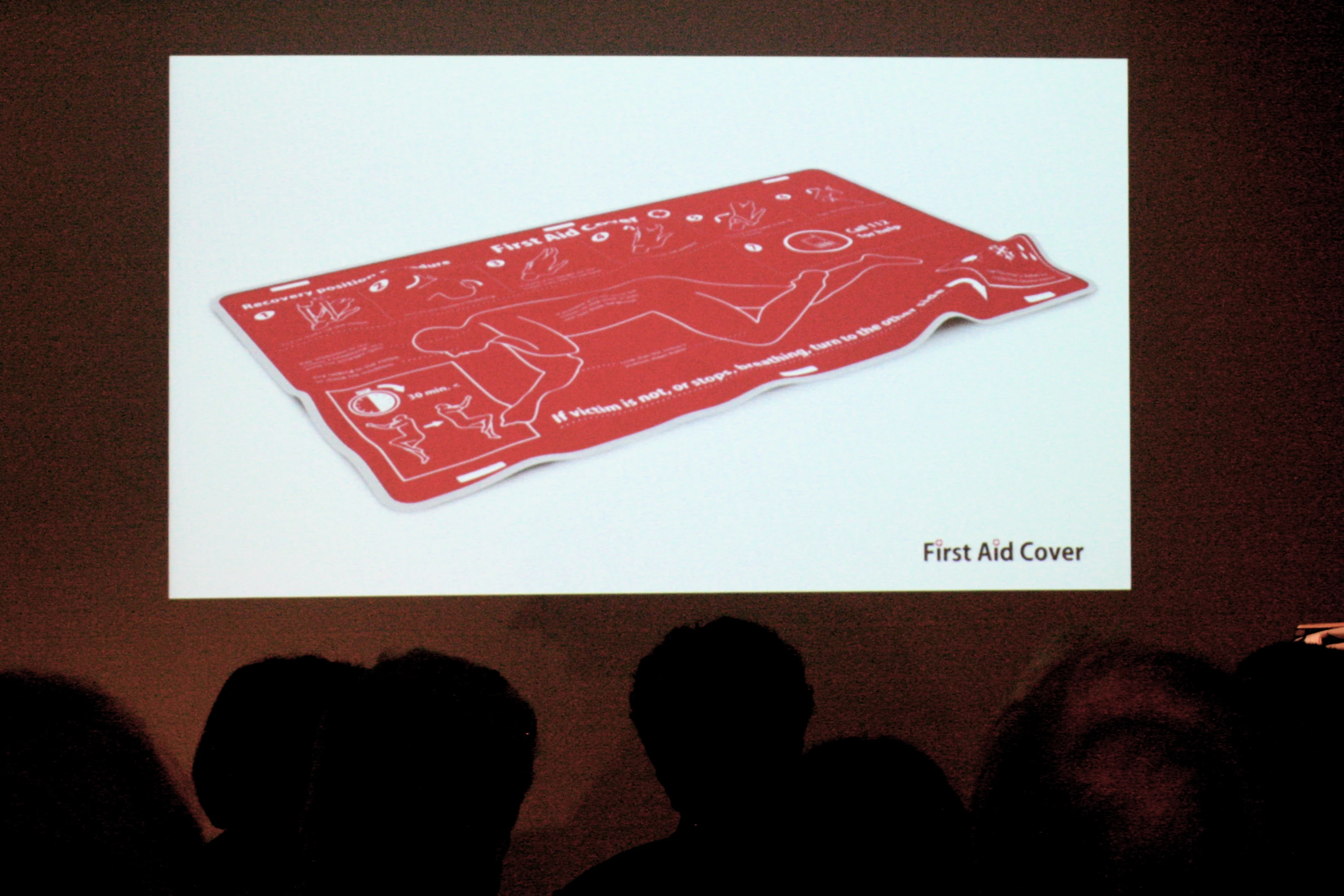 BraunPrize Runner-up: First Aid Cover by Finnish student Jussi Koskimaki