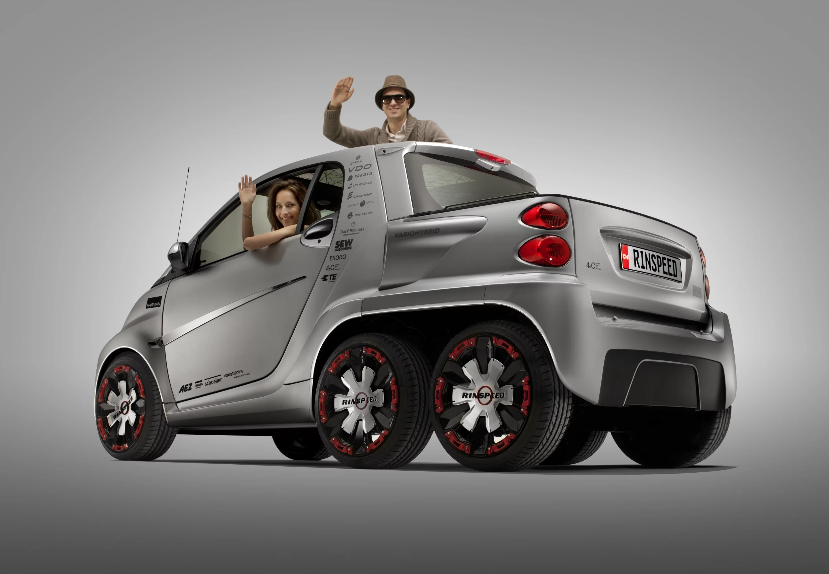 Dock+Go turns an urban compact into a holiday vehicle