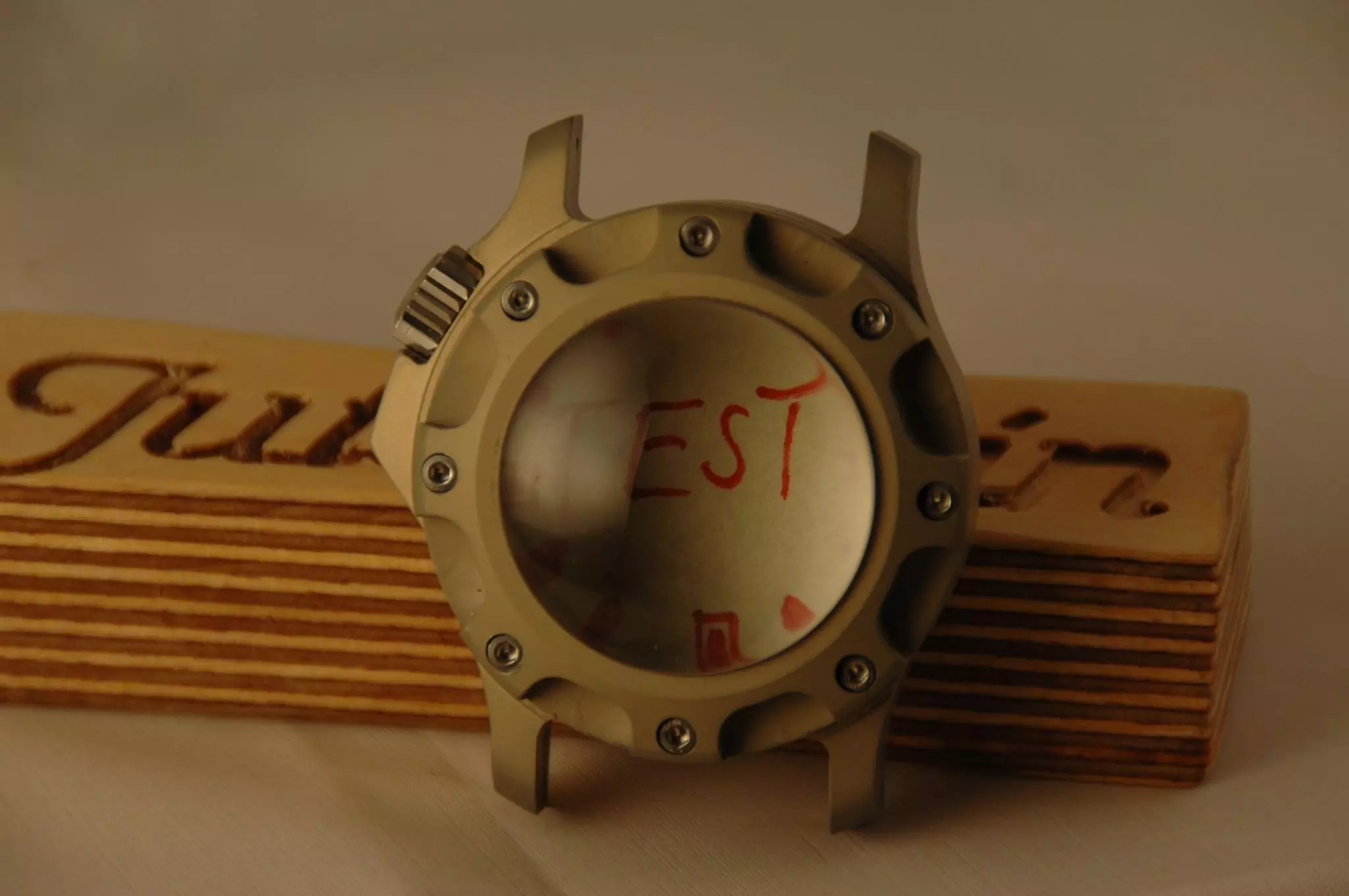 For the ultimate durability test though, Kaventsmann enlisted the help of the U.S. Special Forces