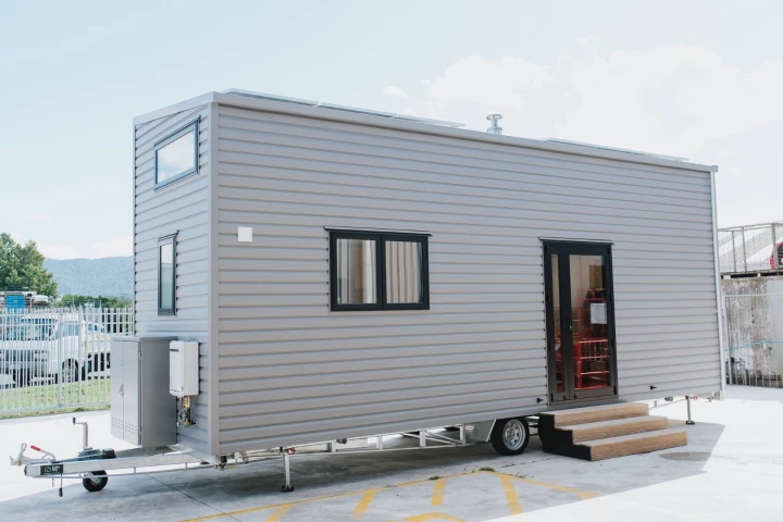 La Sombra Tiny House runs off-the-grid with a roof-based solar power array