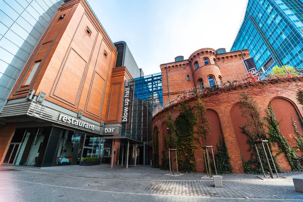 Blow Up Hall: exterior (Photo: Loz Blain/gizmag.com)