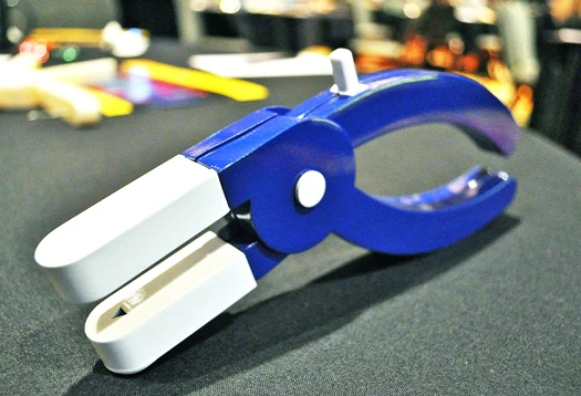 The FastStitch is a prototype device, designed to facilitate the closure of surgical incisions in the fascial layer