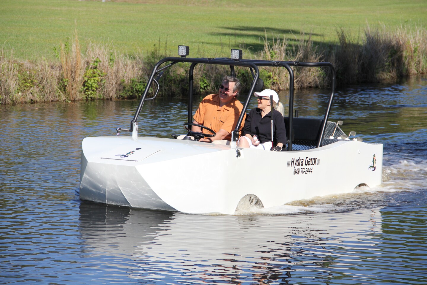 Hydra Gator Us 60 000 Diesel Electric Hybrid Amphibious Vehicle Surfaces The cami hydra spyder seats four. hydra gator us 60 000 diesel electric