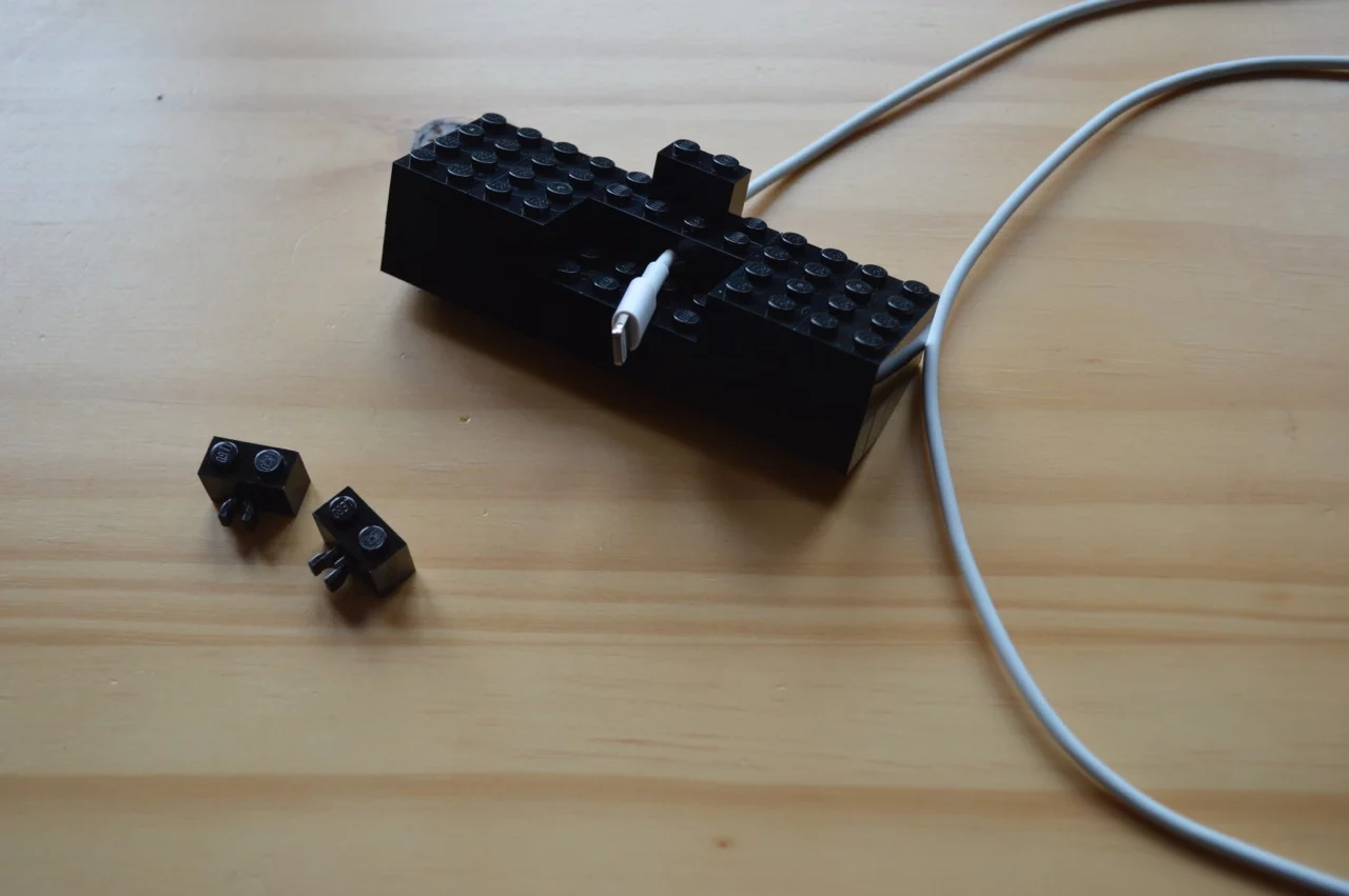 Assembly guide step 11 (Photo: Gizmag)