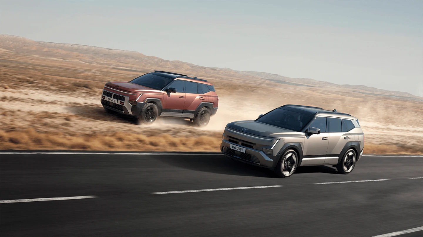 It comes with the Pleos Connect infotainment system and AI-powered assistance