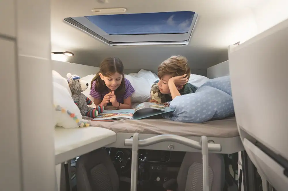 VW Grand California 600 kids' bed