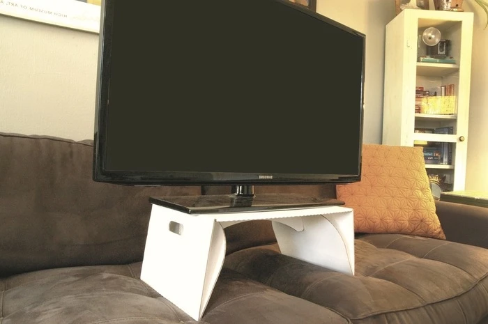 Lapdeck is stronger than it looks, meaning it can hold most laptops with ease