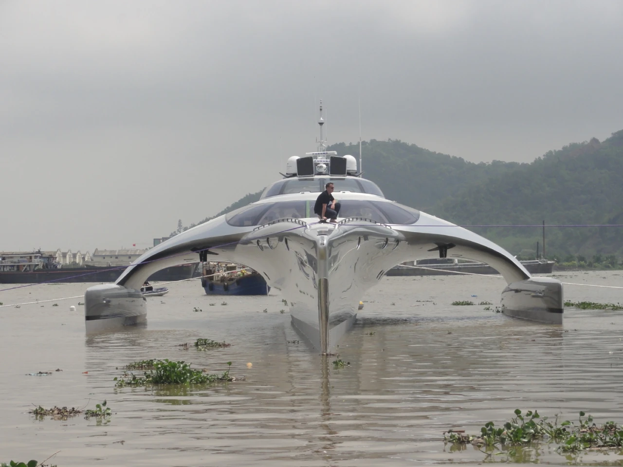 The Adastra can accommodate six crew and nine passengers