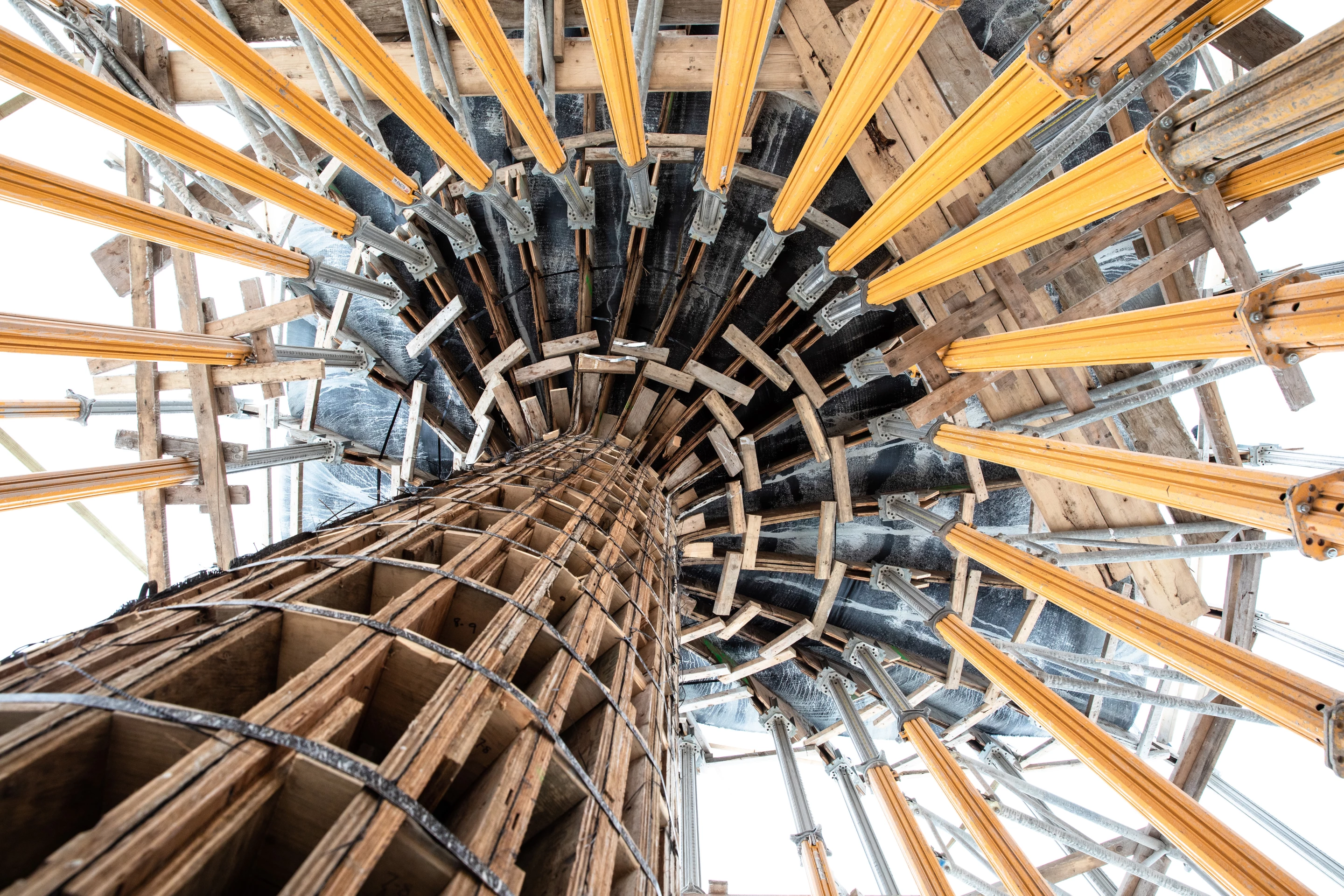 The clients only approved the project after the successful installation of the first column on site