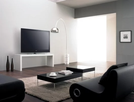 LG's PS80 Time Machine plasma screen