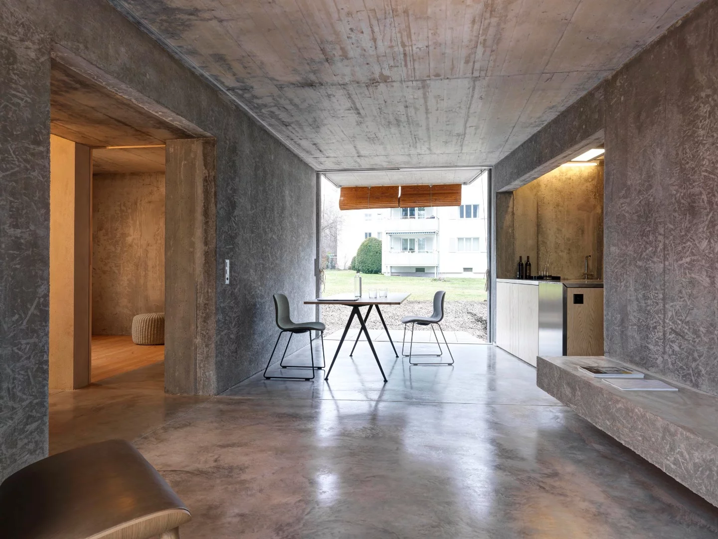Affordable Housing Langgrütstrasse's interior is mostly made up of concrete