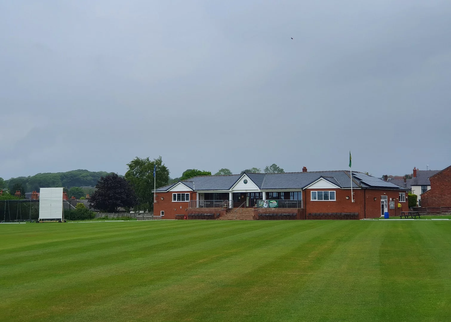 The S10 also offers 2x optical zoom on its rear camera, which gets you closer at the same image quality