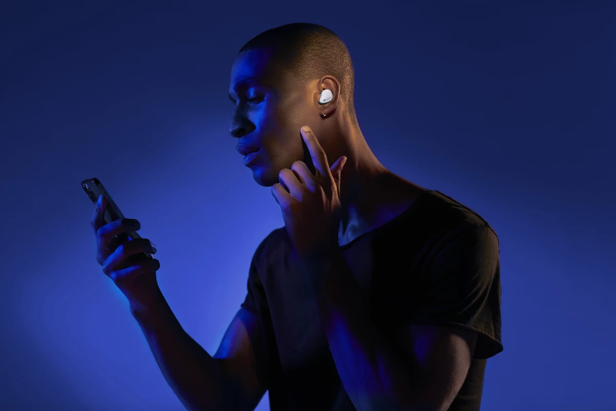 The Melomania Touch true wireless earphones come with a new High Performance Audio Mode for high dynamic range, a wide soundstage and low noise