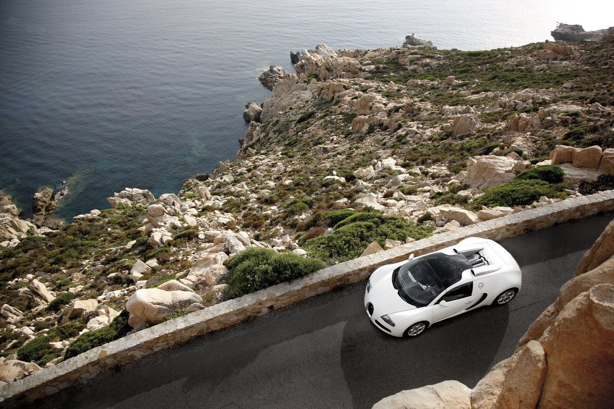 The Bugatti 16.4 Grand Sport