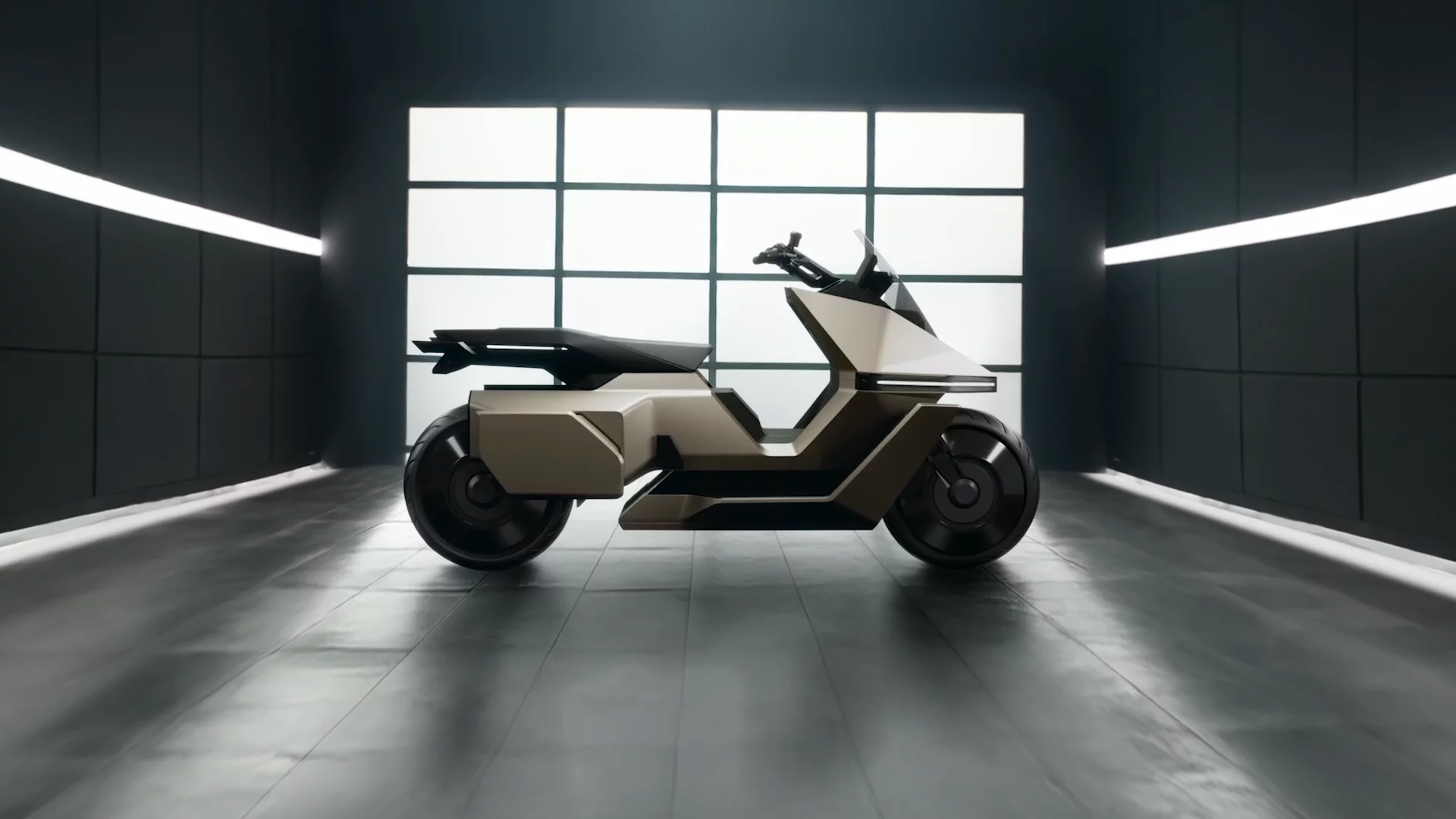 The OMO X uses tech called OMO-ROBOT to keep the bike upright, regardless of how fast it is going