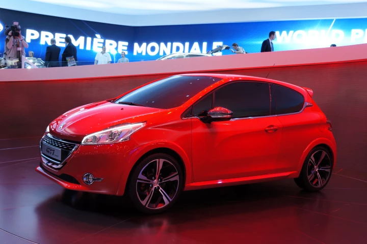Peugeot 208 GTi Concept