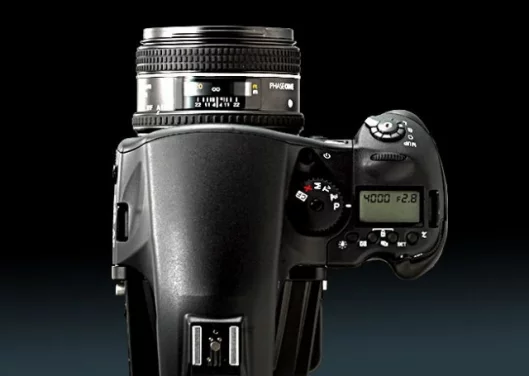 Support for both leaf shutter and focal plane lenses is a first for medium format cameras