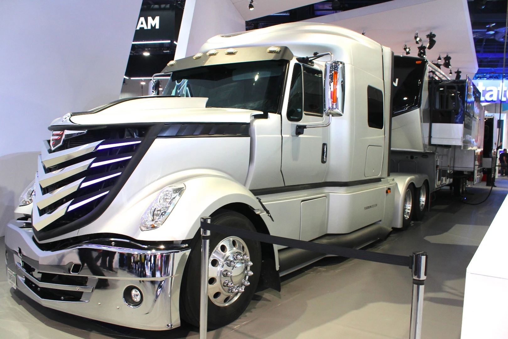 The big, muscular Hercules semi provides plenty of towing power to pull the Limitless around highways and byways