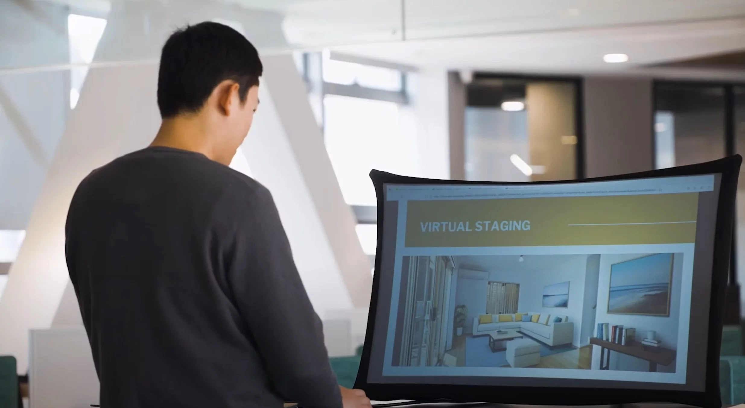 "Designed for both professionals and everyday users, Splay Max is ideal for business presentations, government field work, remote collaboration, digital nomad setups, camping trips, outdoor movies, and portable gaming"