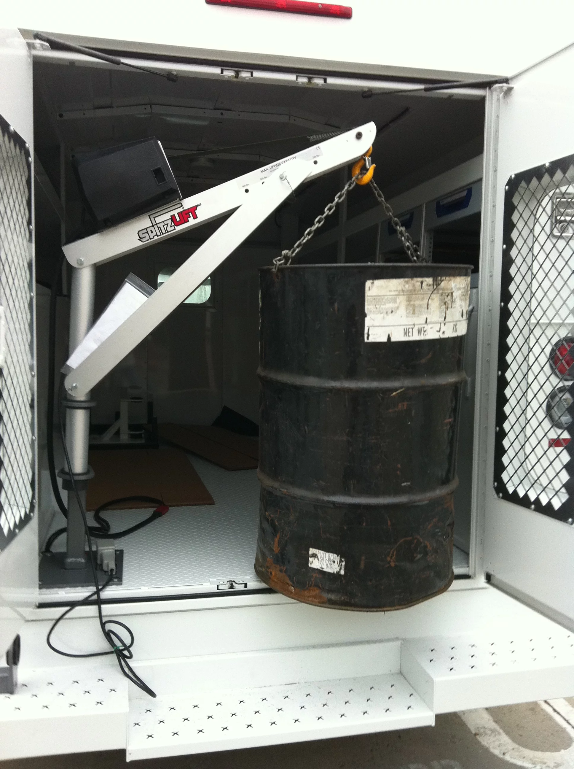 Spitzlift's miniature cranes