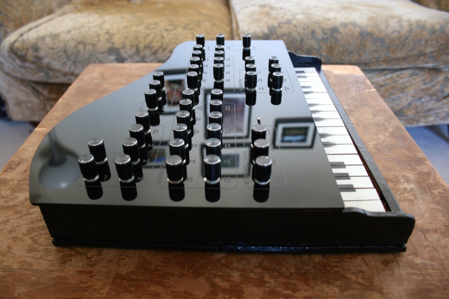 Wooden toy piano given polyphonic synth overhaul