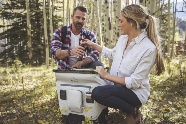 These two new soft coolers from OtterBox are light, rugged and easy to carry