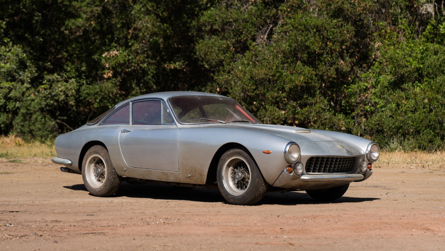 2018 Monterey Car Week Auction Report | 1964 Ferrari 250 GT Lusso | Sold for: $1,320,000 | Estimate: from $1,400,000 to $1,800,000 | Auction: Gooding & Co | Lot 177 | Official Description