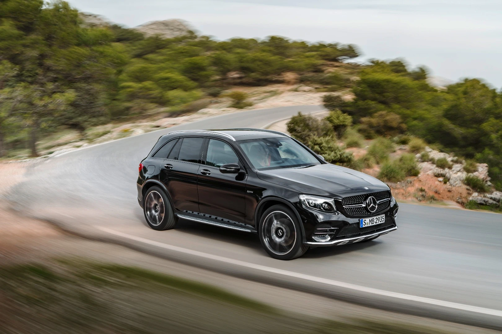 The GLC 43's all-wheel drive system has a heavy rear bias, which is designed to cut down on understeer