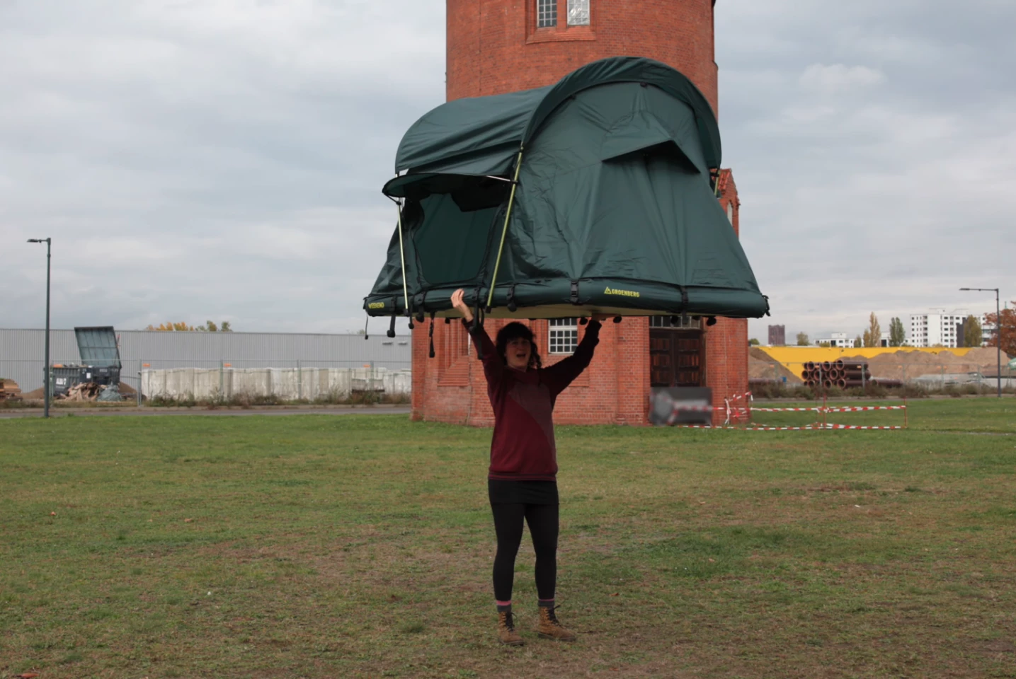 Sub-30-lb rooftop tent slashes price & boosts car camping convenience